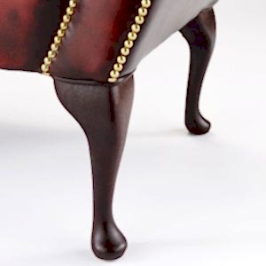 Elana Chaise Lounge leg Close up